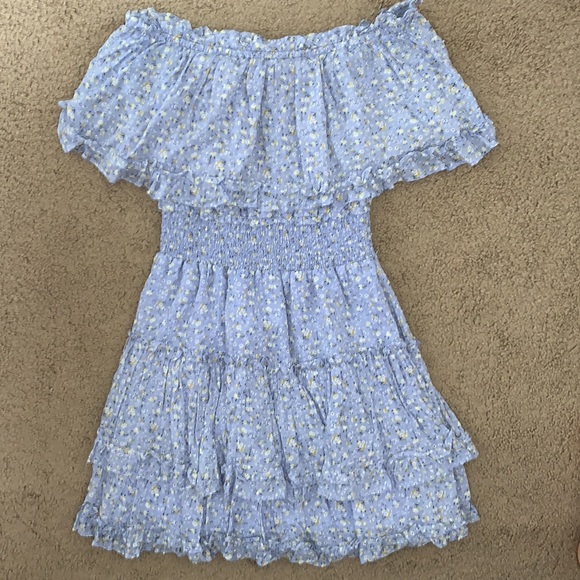 Adorable dress! Worn once! - Picture 4 of 4